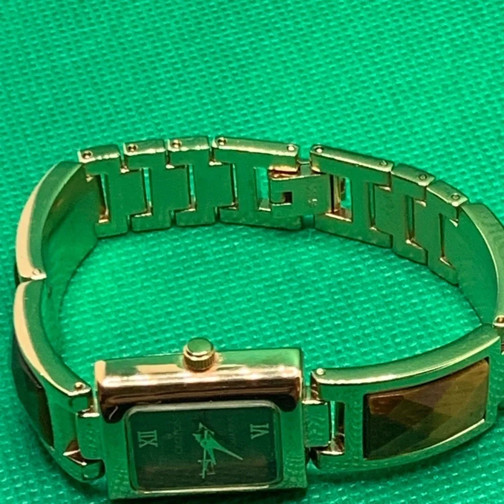 Croton ladies watch gold and brown